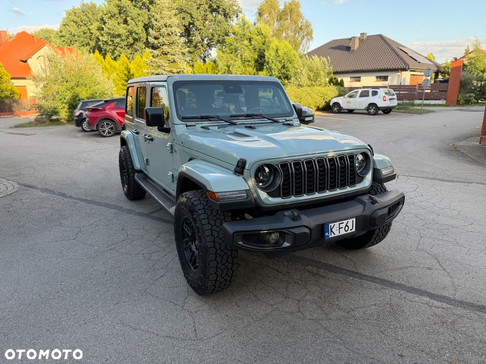 Jeep Wrangler - 4