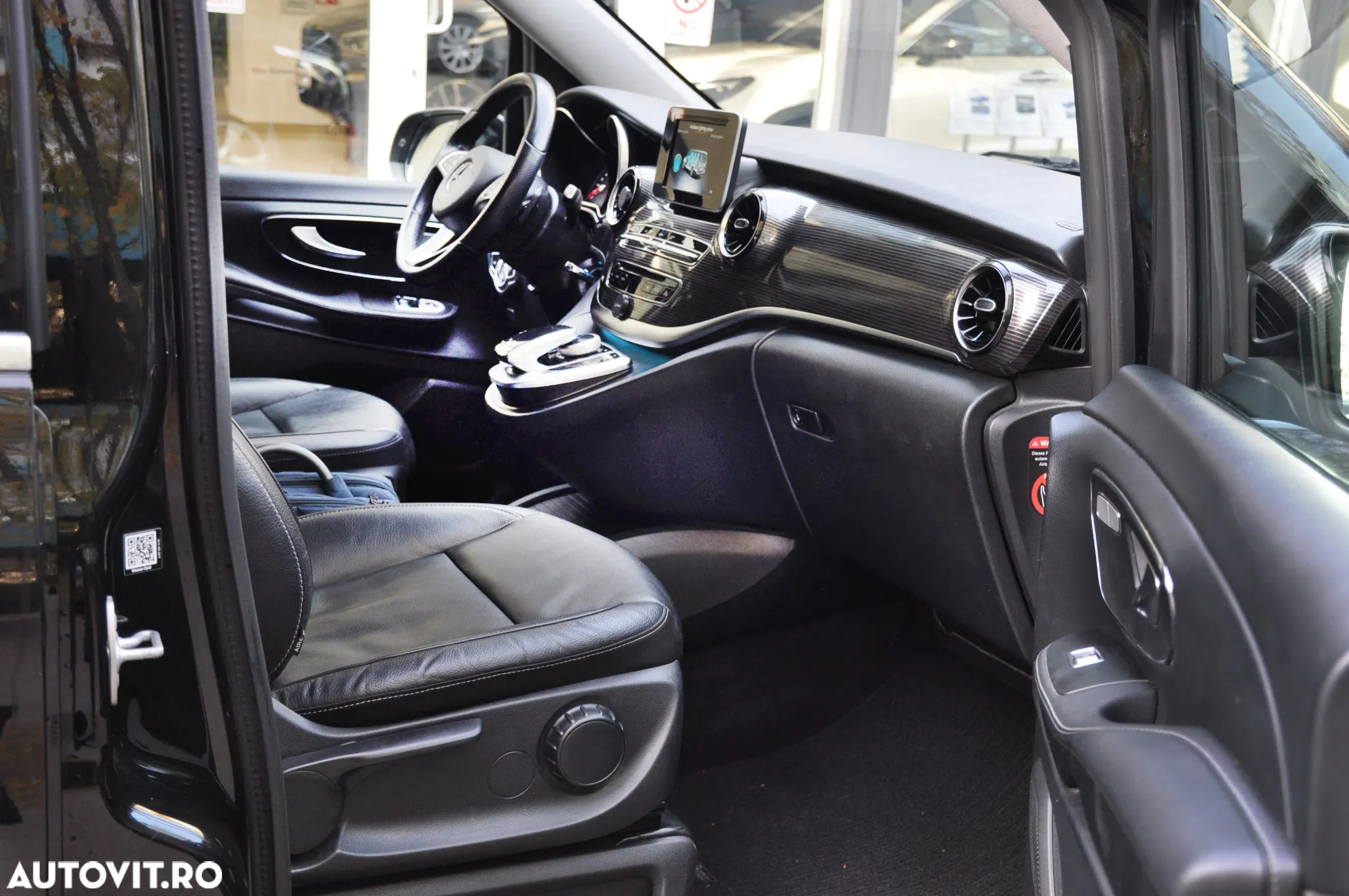 Mercedes-Benz V 220 d Combi Extra-Lung 163 CP AWD 9AT AVANTGARDE - 19