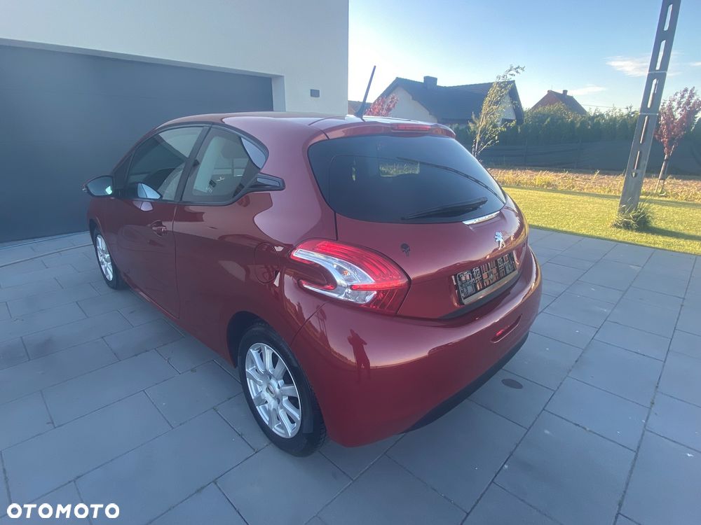 Peugeot 208 1.4 VTi Active - 17