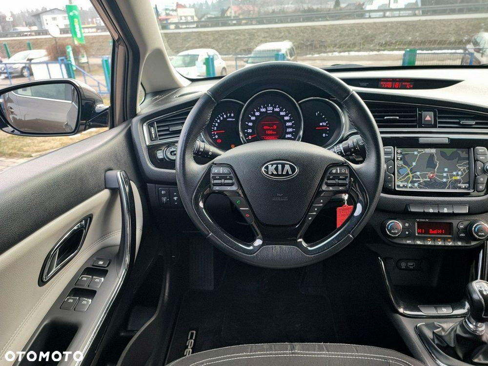 Kia Ceed 1.6 GDI Edition 7 - 10