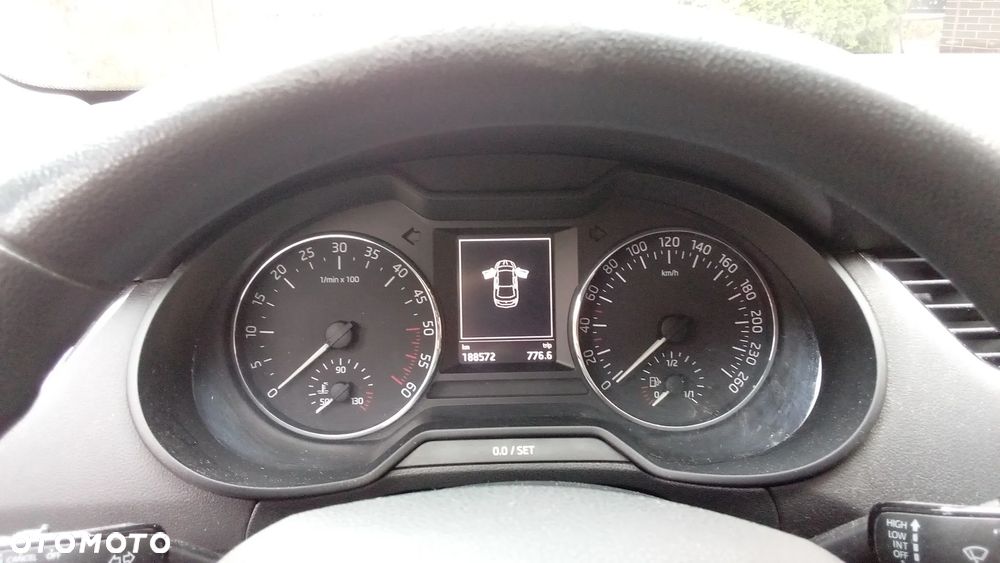 Skoda Octavia 1.6 TDI Ambition - 6