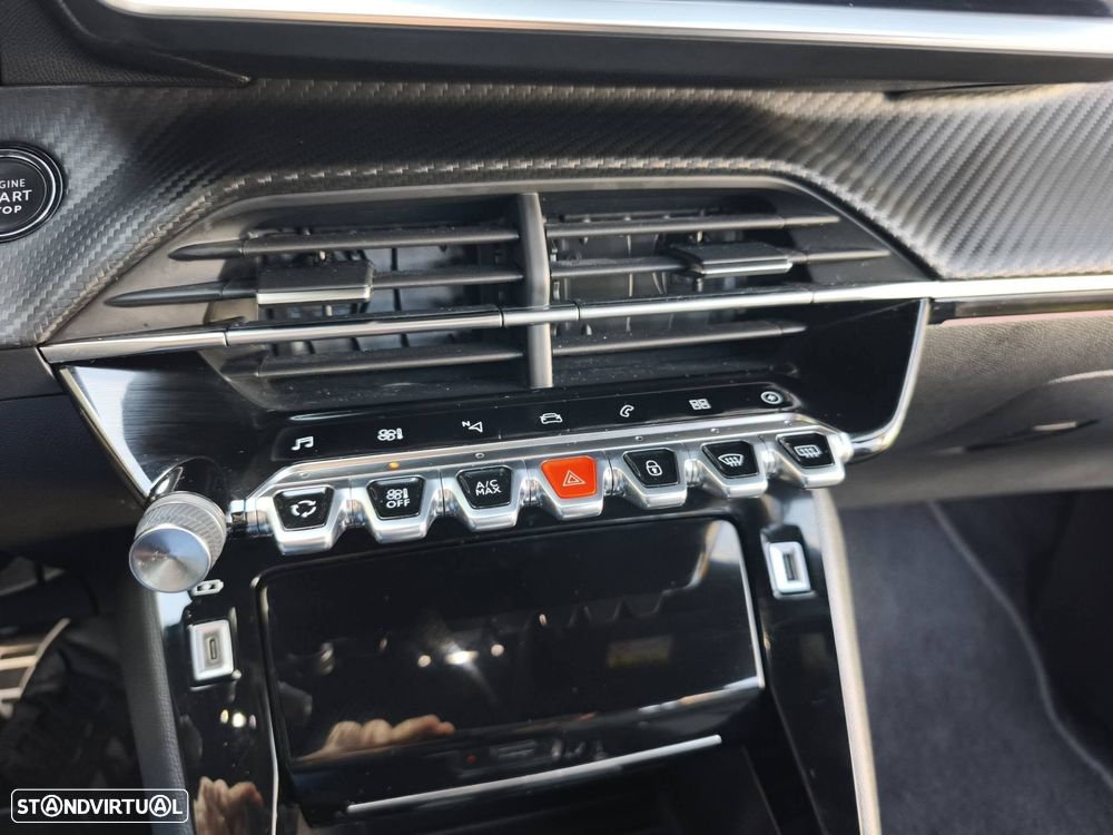 Peugeot e-208 GT Pack - 17