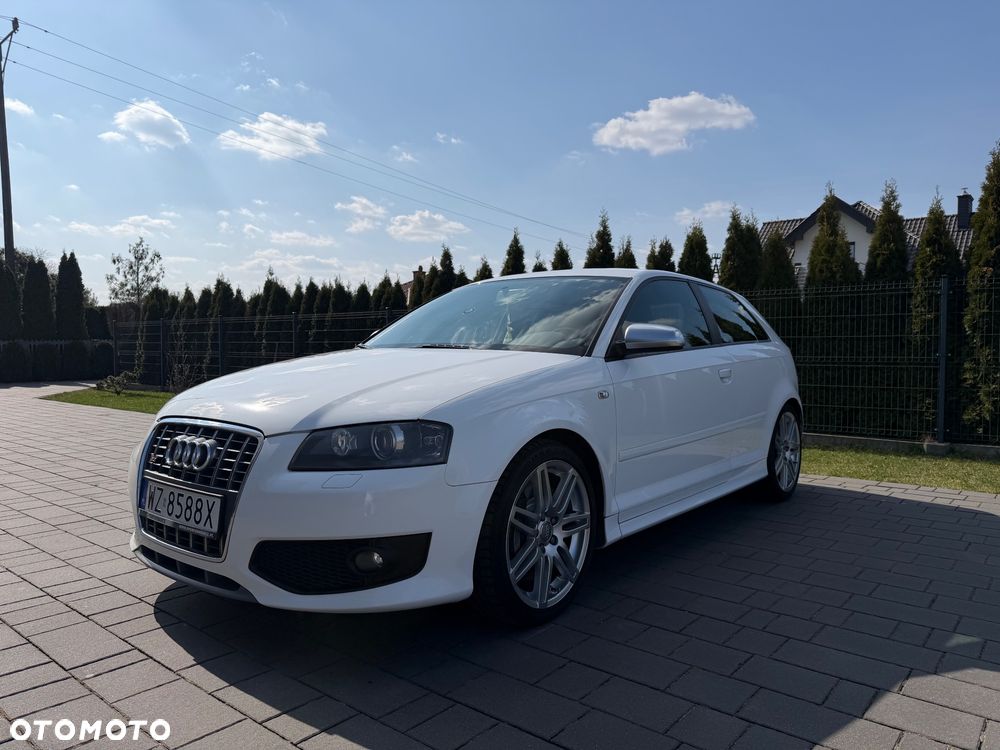 Audi S3 2.0T FSI Quattro - 3