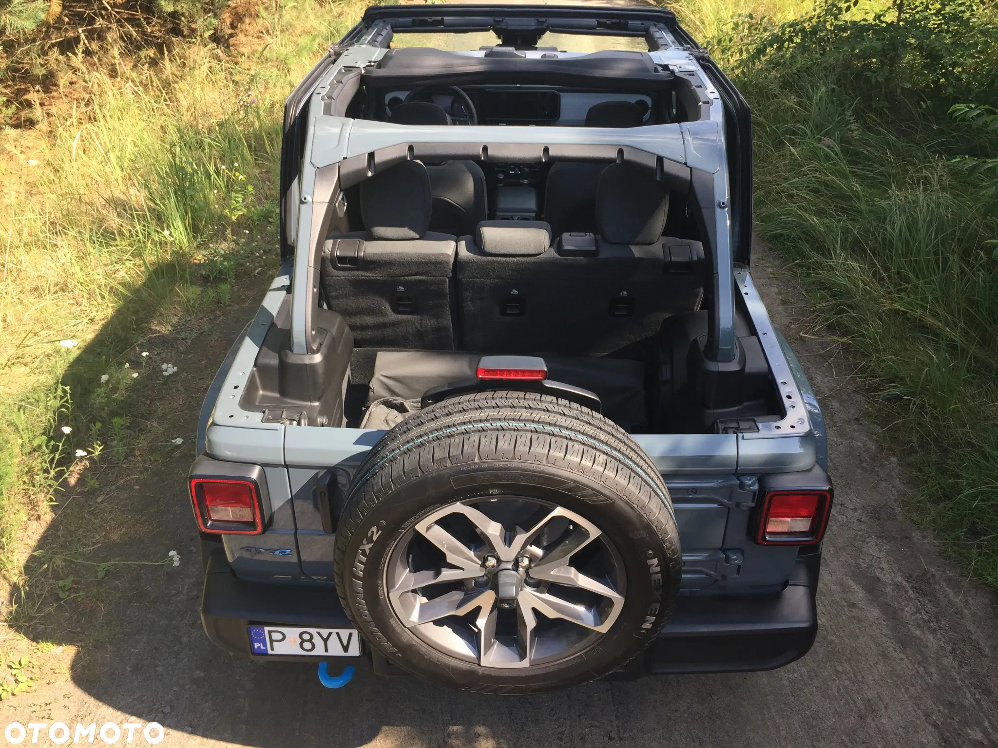 Jeep Wrangler - 2