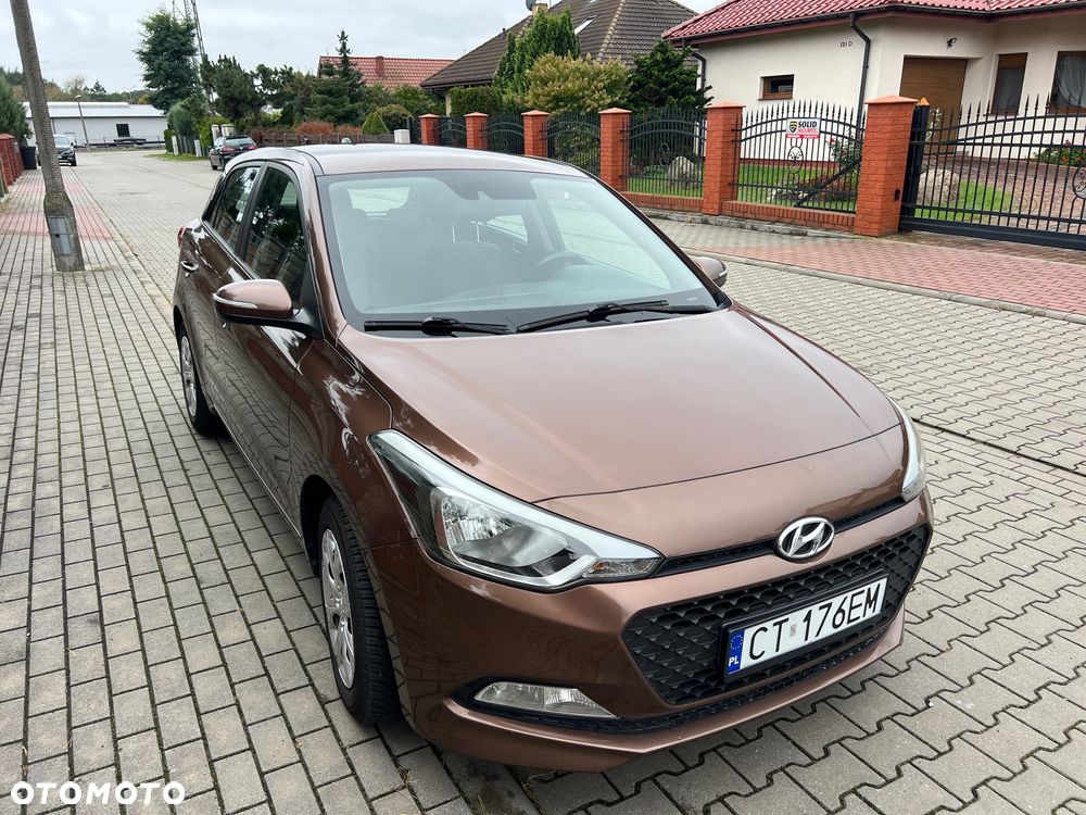 Hyundai i20 blue 1.2 Style - 14