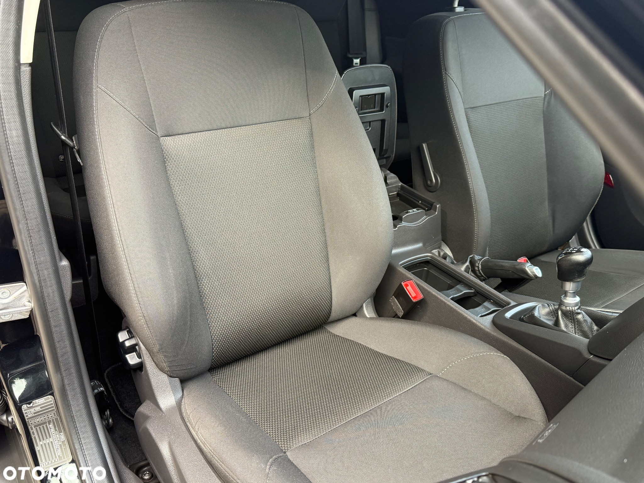 Ford Focus 1.5 EcoBlue Start-Stopp-System ST-LINE VIGNALE - 18