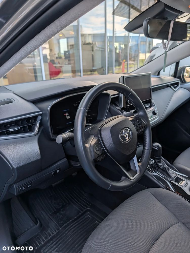 Toyota Corolla - 5