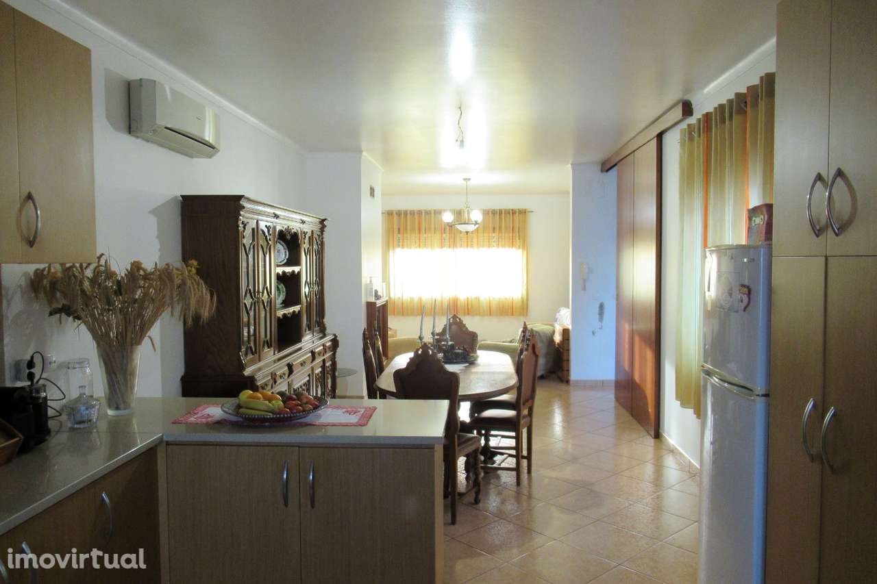 Moradia individual, para venda, Entroncamento - São João Baptista - Grande imagem: 4/25