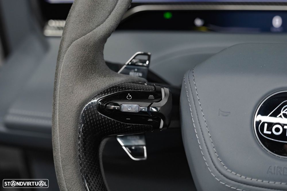 Lotus Eletre 600 Sport SE - 8