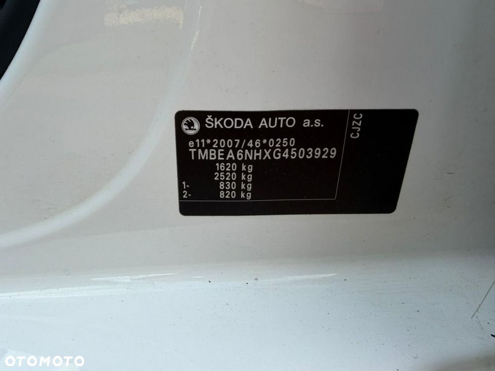 Skoda RAPID Spb 1.2 TSI Monte Carlo - 26