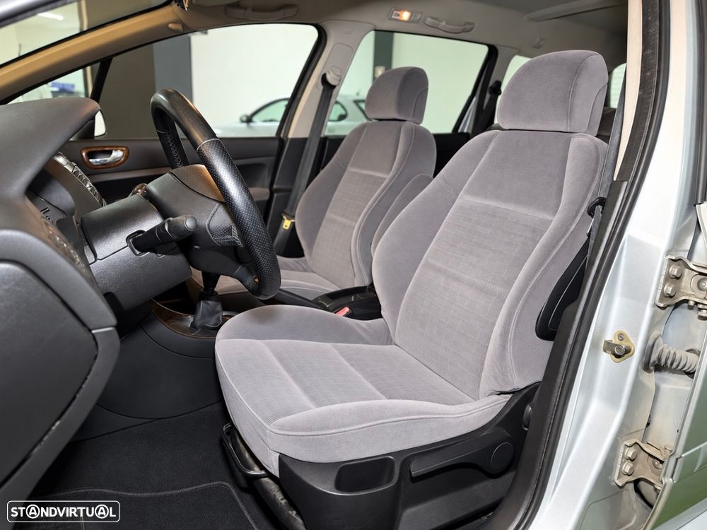 Peugeot 307 SW 1.6 HDi FAP Sport - 15