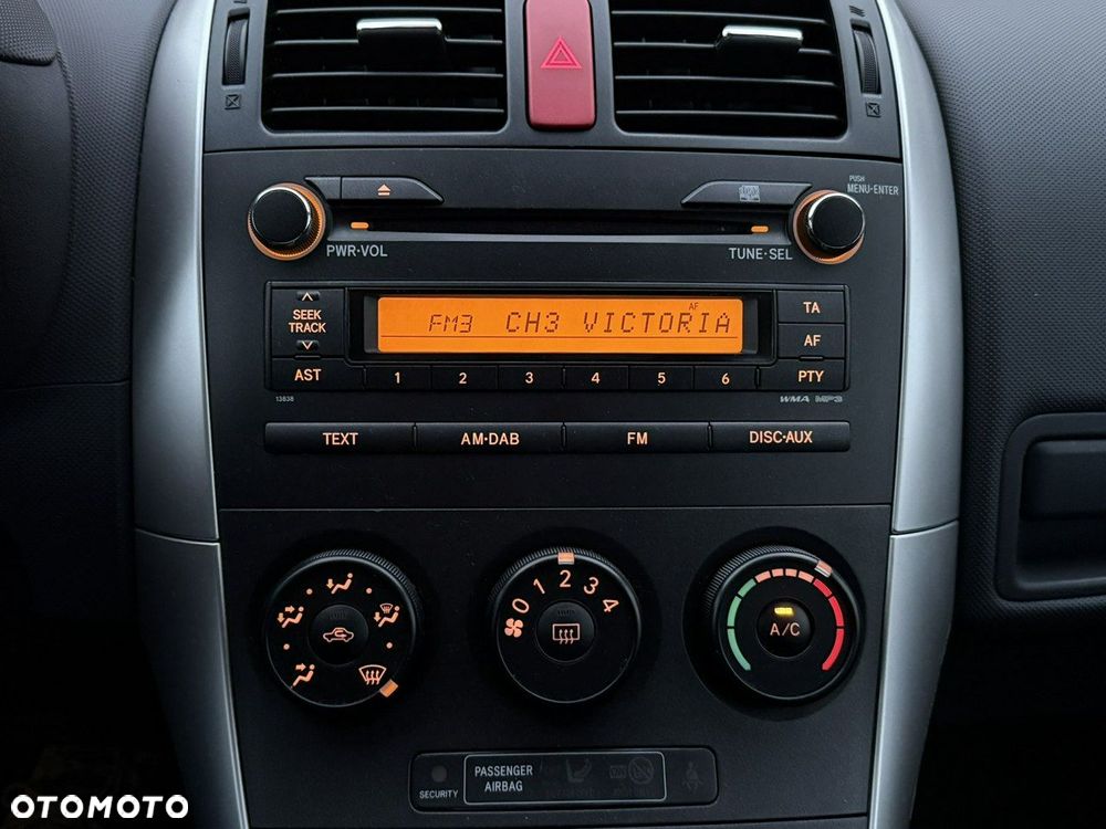 Toyota Auris 1.6 Active - 25