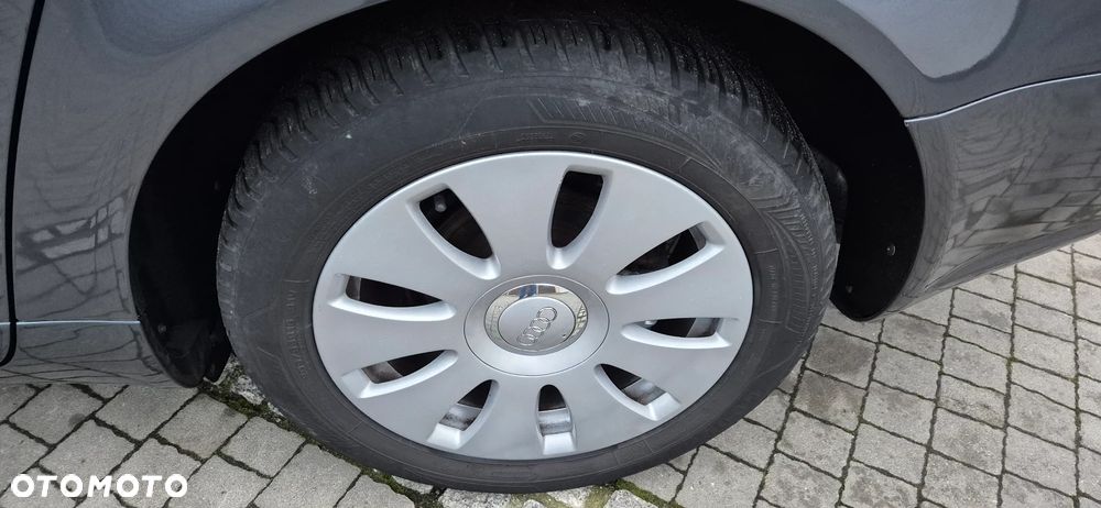 Audi A4 Avant 2.0 TDI DPF - 17