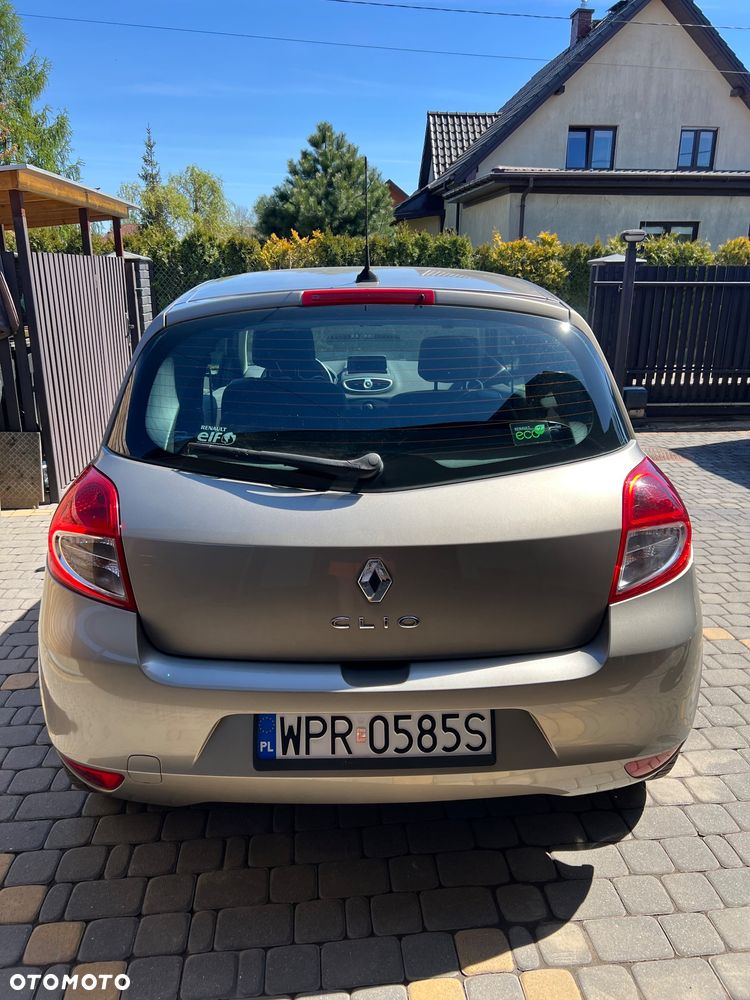 Renault Clio 1.2 16V 75 GPS - 5