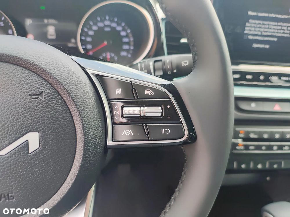 Kia XCeed 1.6 T-GDI Tribute DCT - 11