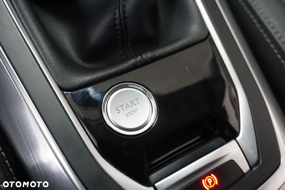 Peugeot 308 BlueHDi FAP 120 Stop&Start Style - 32