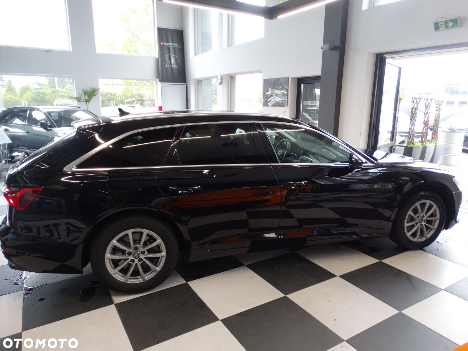 Audi A6 - 4