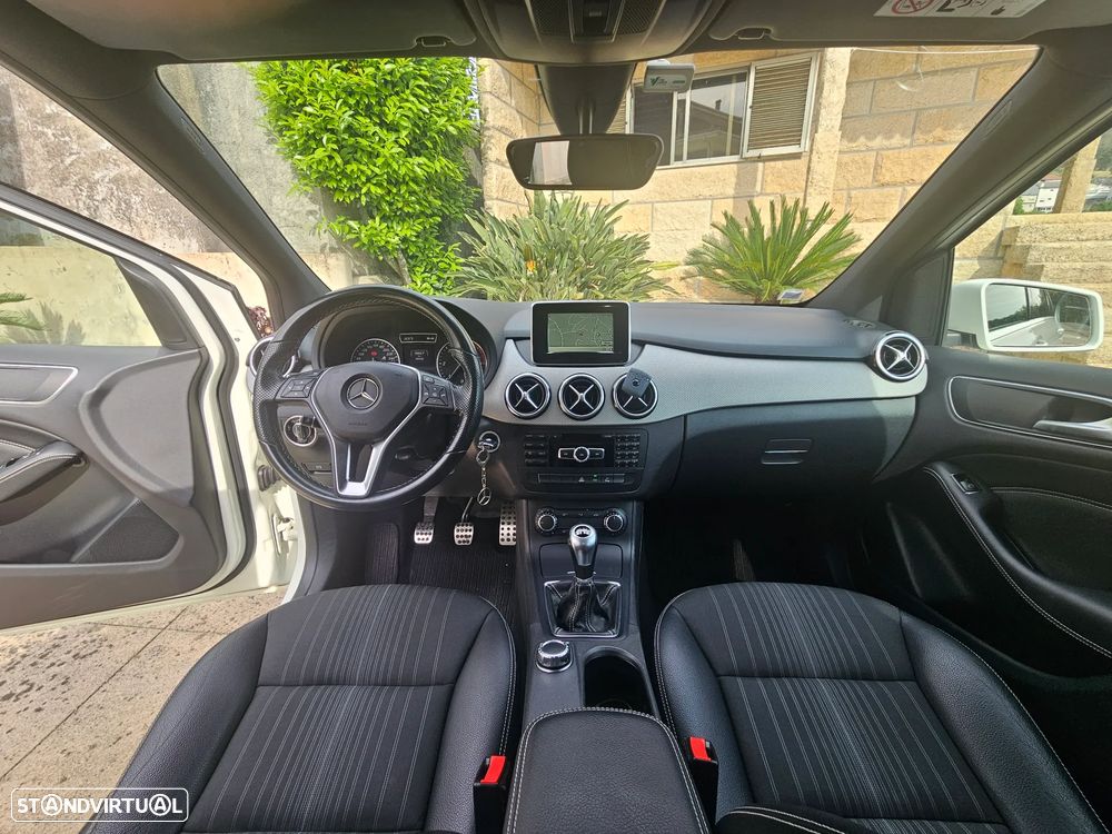 Mercedes-Benz B 180 CDI Urban - 18