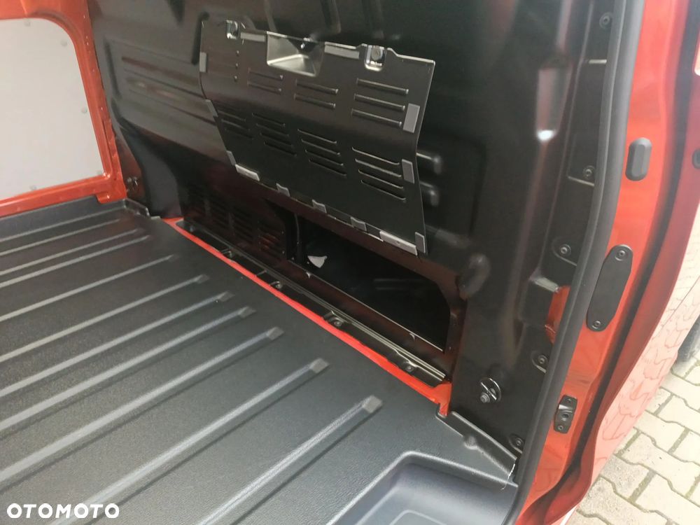 Ford Transit Custom - 33