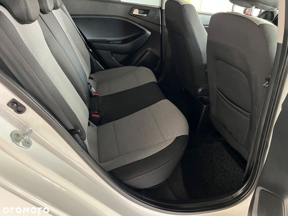 Hyundai i20 - 32