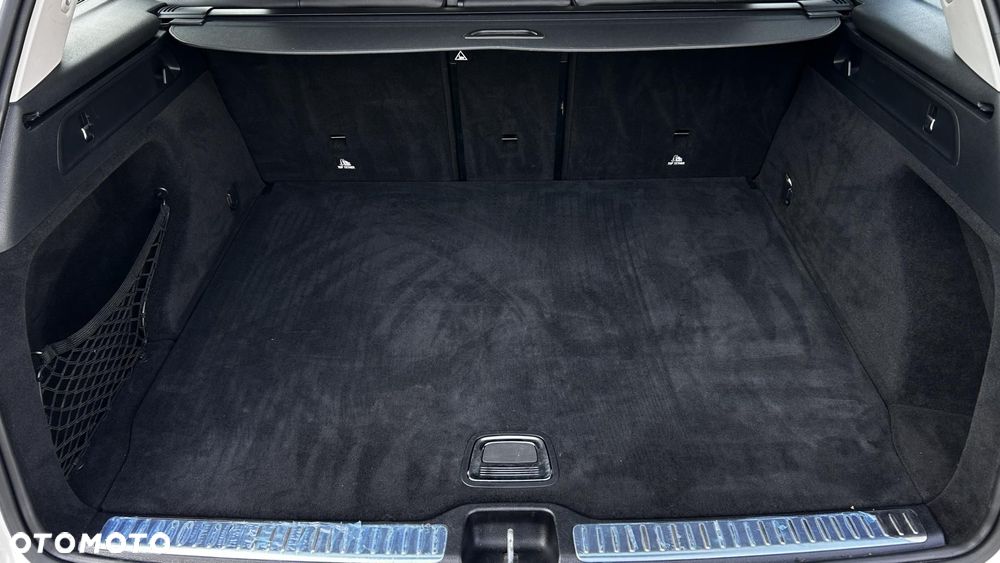 Mercedes-Benz GLC - 29