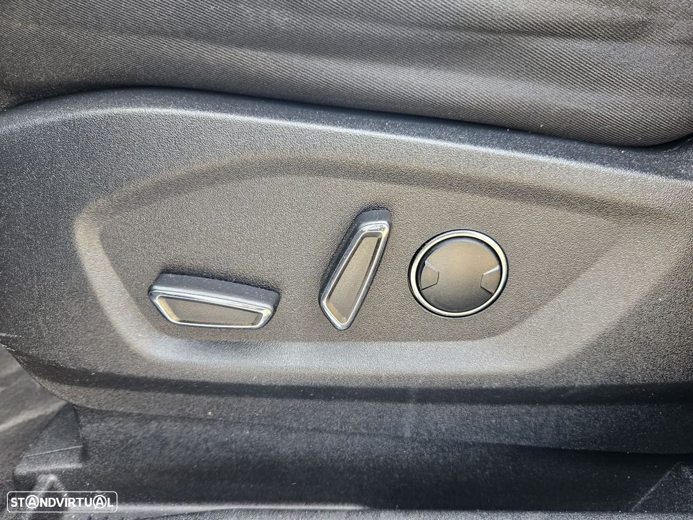 Ford S-Max 2.0 TDCi Titanium - 53
