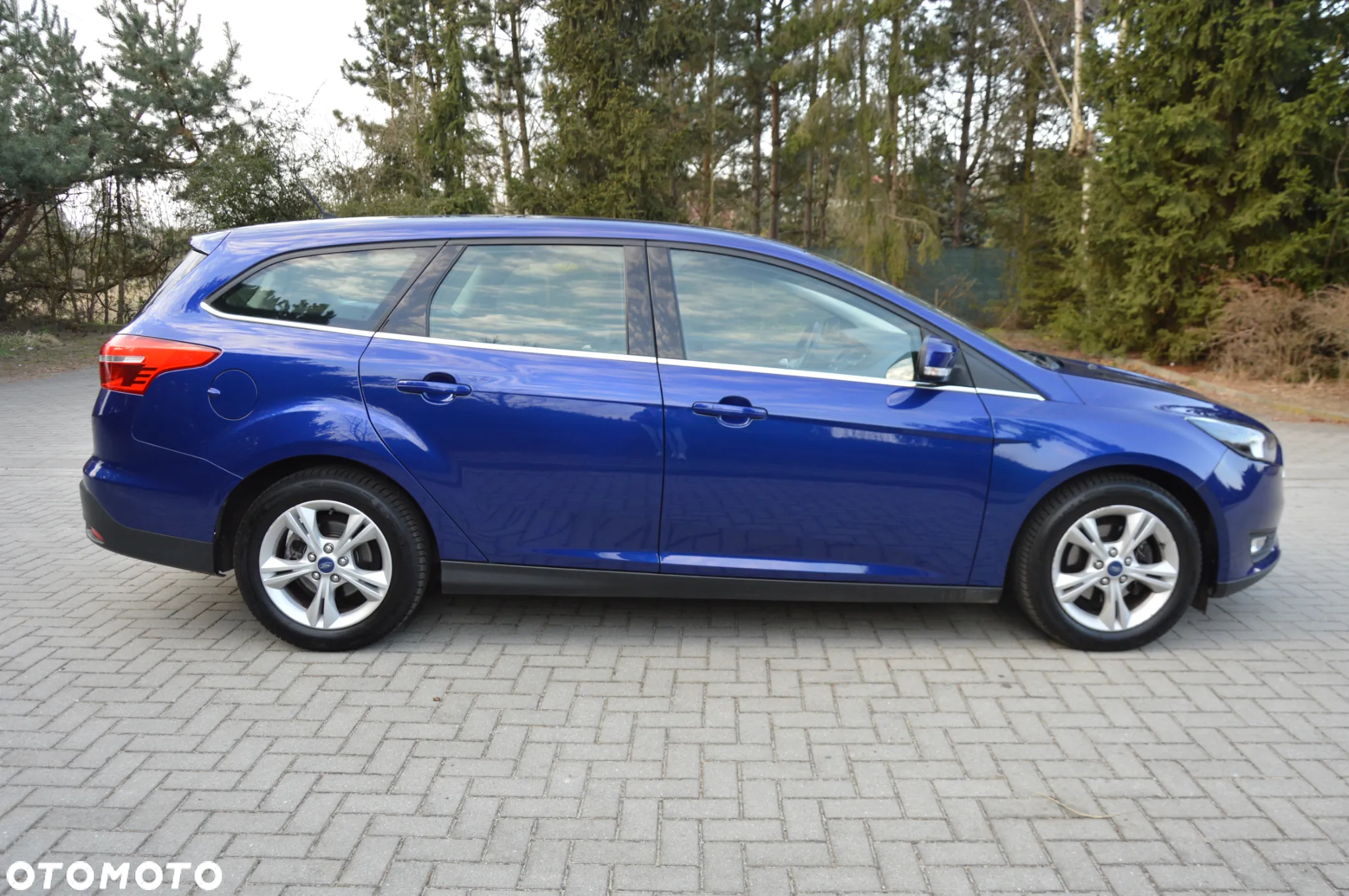 Ford Focus 1.0 EcoBoost SYNC Edition ASS - 4