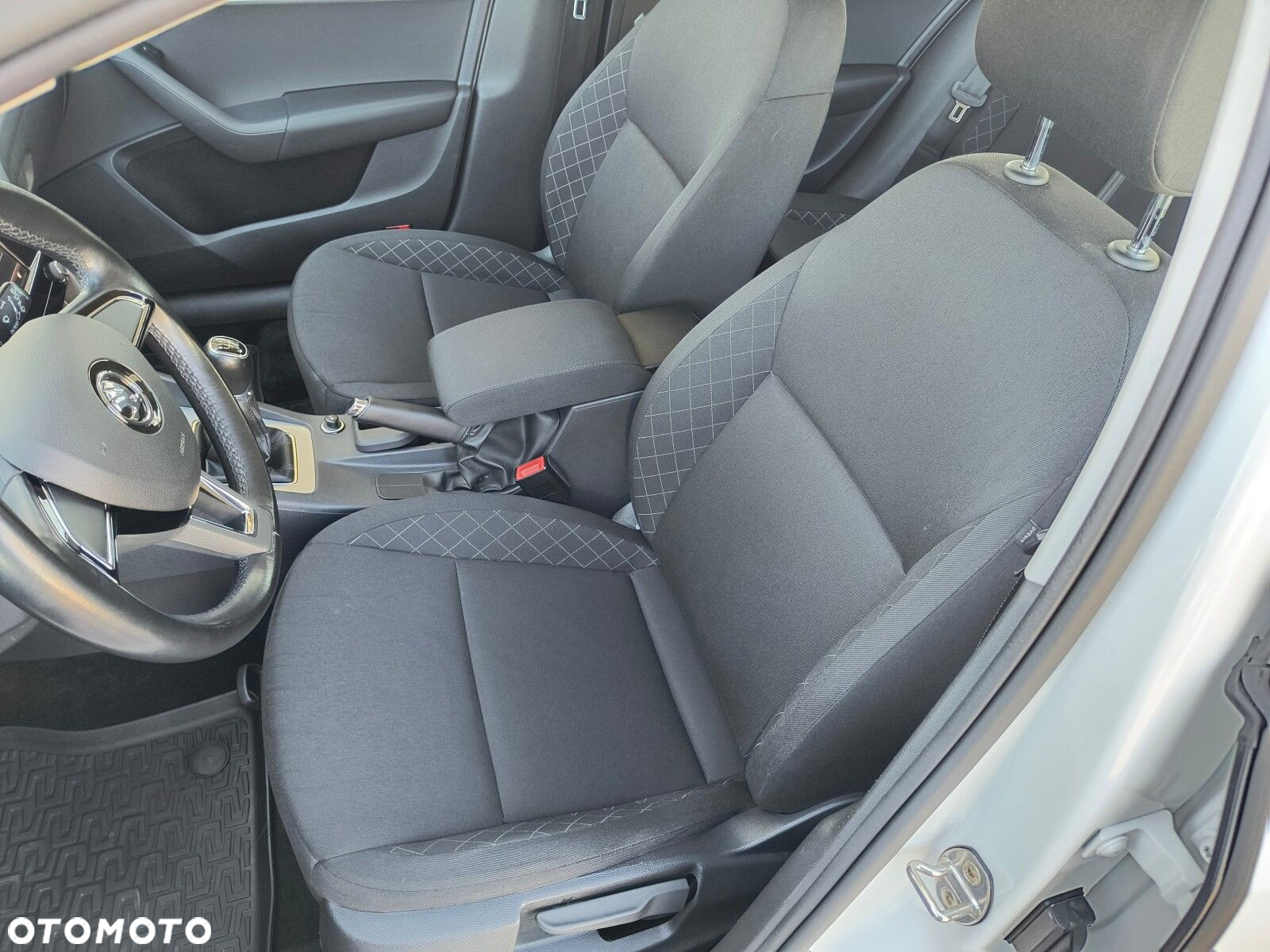 Skoda Octavia 1.5 TSI ACT Active - 9