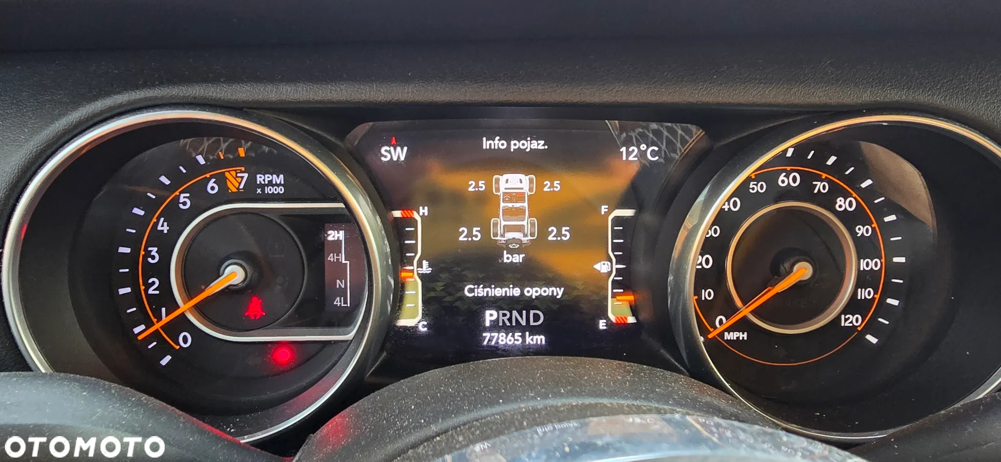 Jeep Wrangler 3.6 Unlim Sahara - 9
