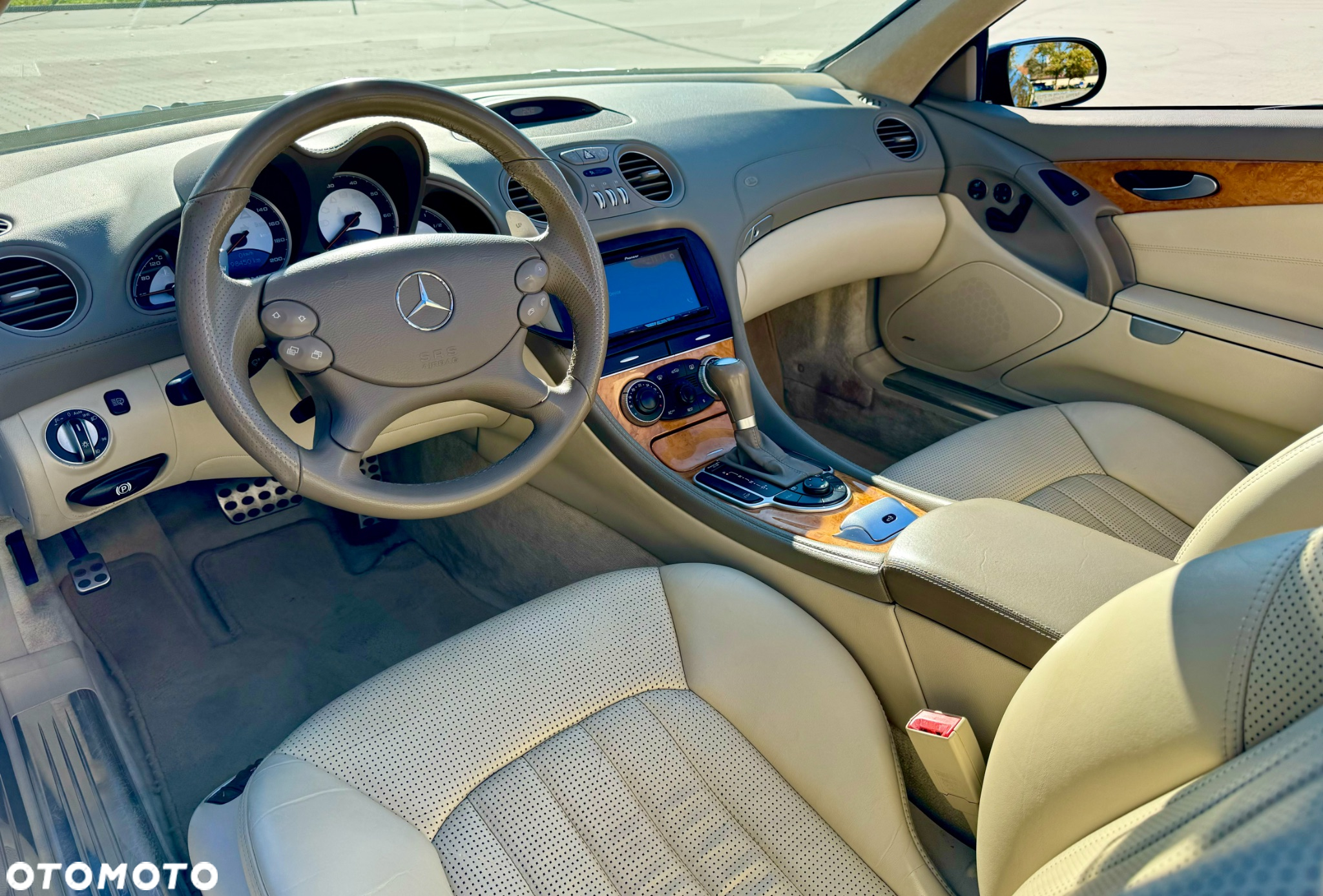 Mercedes-Benz SL 55 AMG - 16