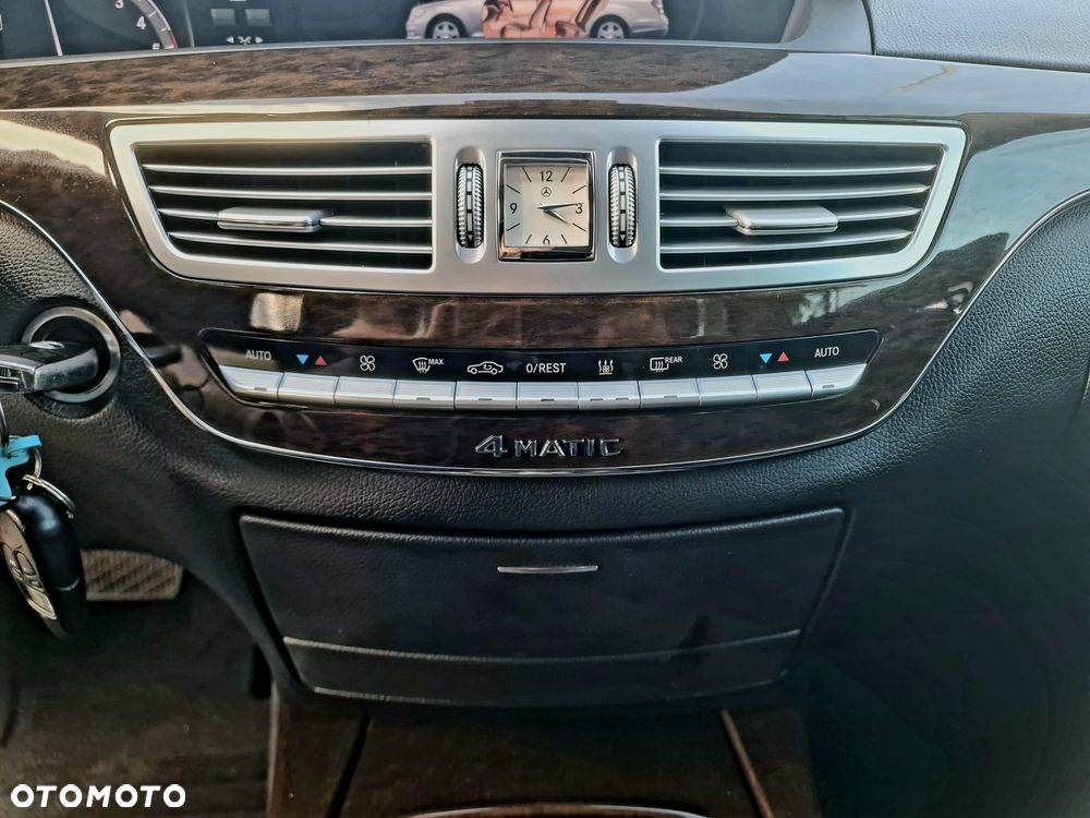 Mercedes-Benz Klasa S 350 BlueTEC L DPF 4Matic 7G-TRONIC - 29