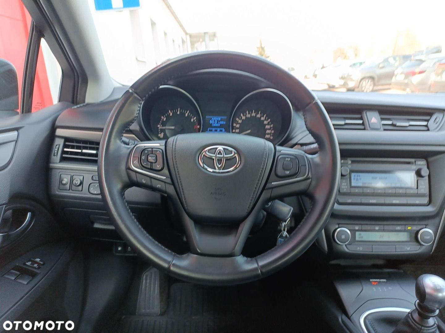 Toyota Avensis 1.8 Active - 17