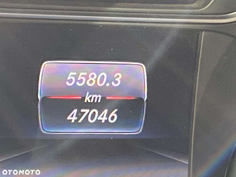 Mercedes-Benz GLA 250 4Matic 7G-DCT AMG Line - 14