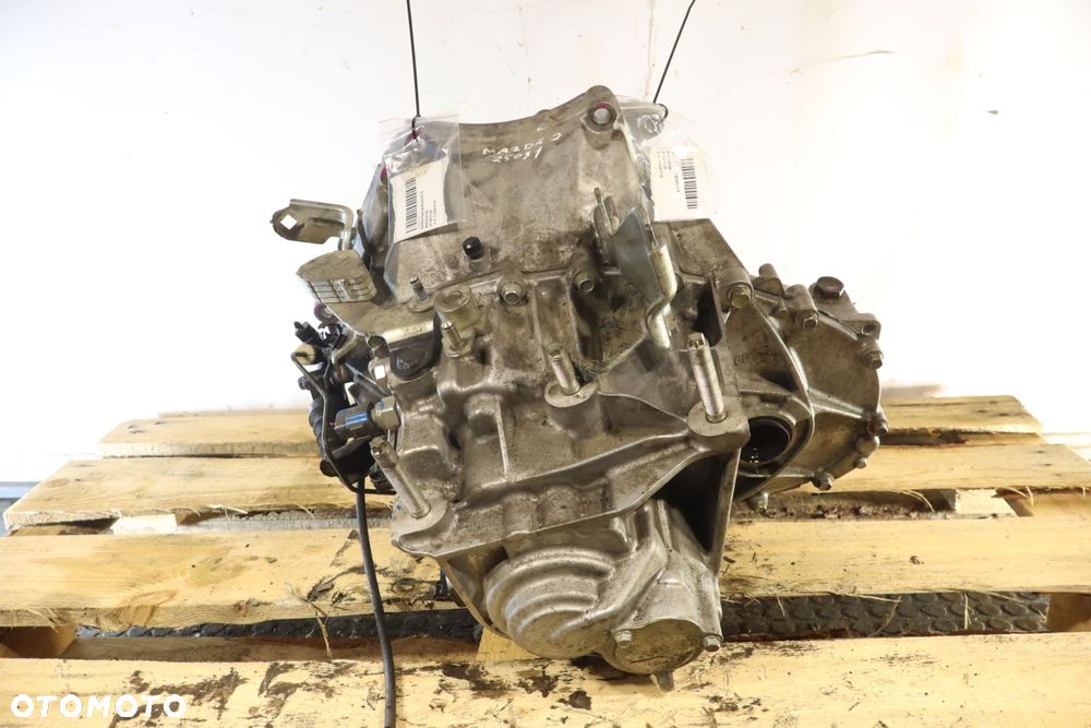 SKRZYNIA BIEGÓW 5 BIEGOWA 2 III 1.5SKY-G F6W30 - 2