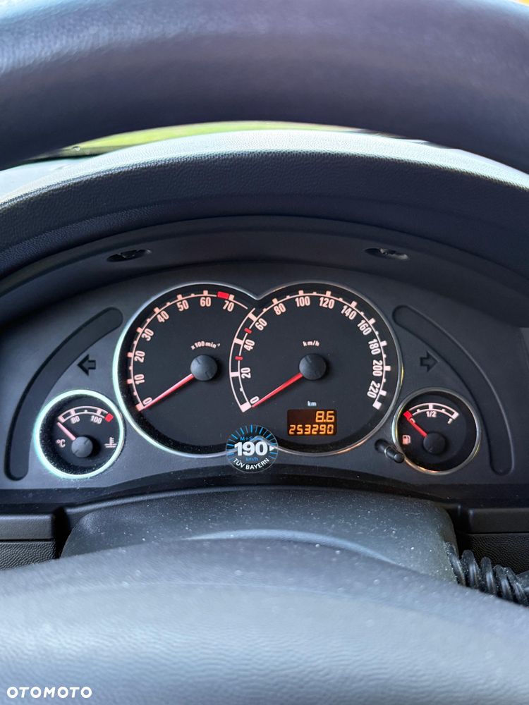 Opel Meriva 1.6 16V - 9