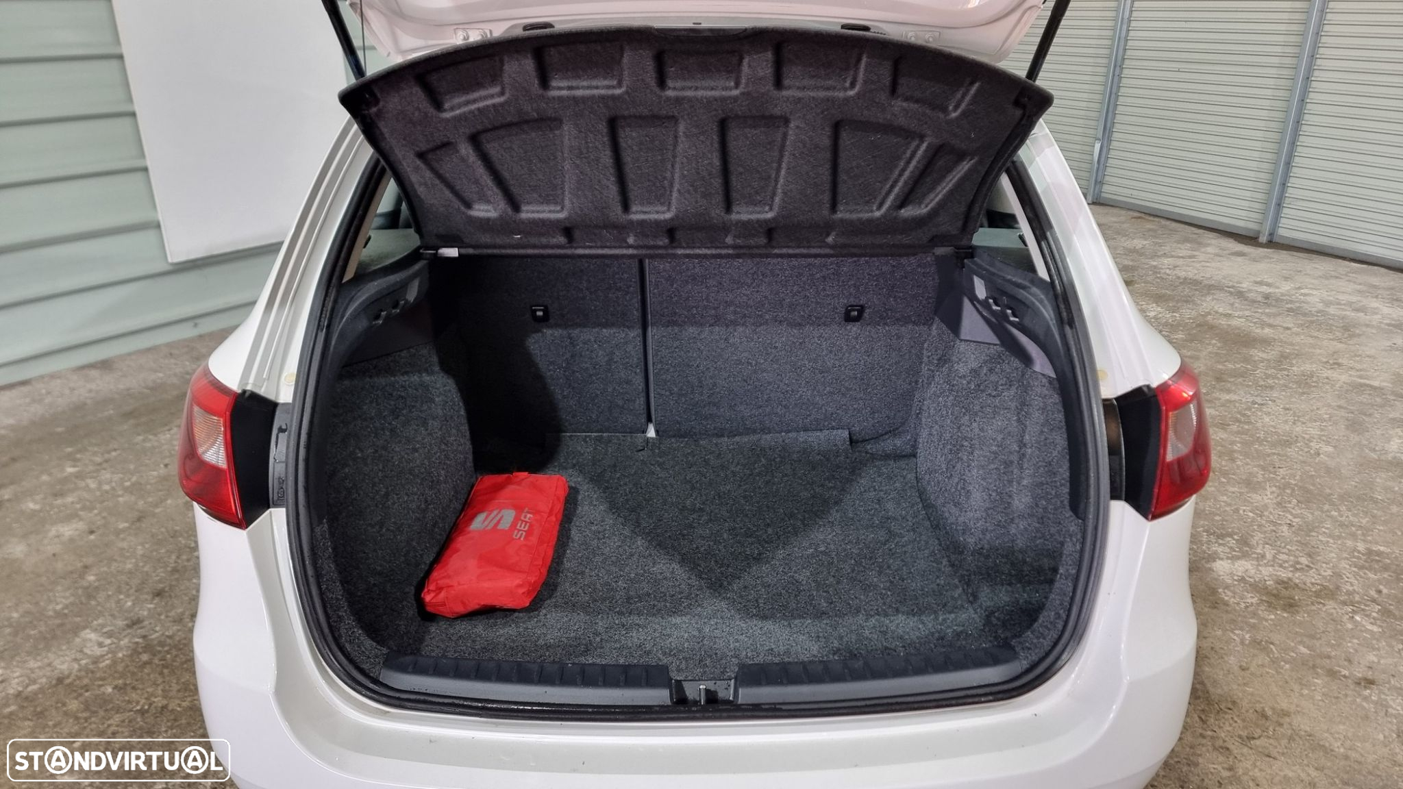 SEAT Ibiza ST 1.6 TDI FResc - 6