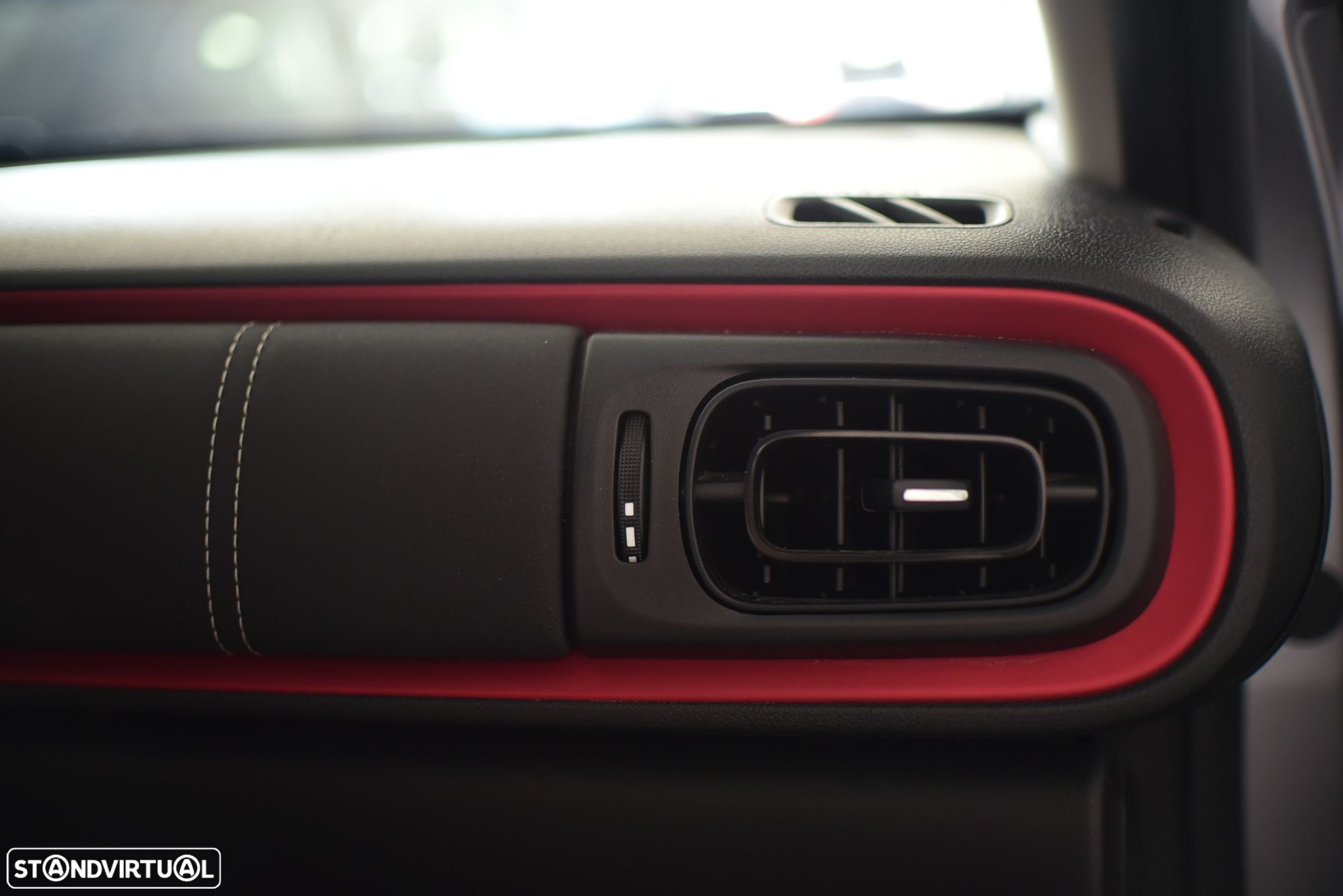 Citroën C3 1.2 PureTech C-Series - 35