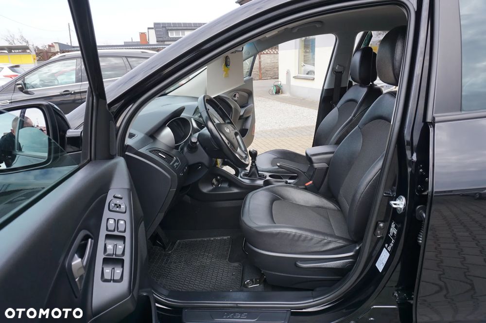 Hyundai ix35 1.6 2WD blue Comfort - 21