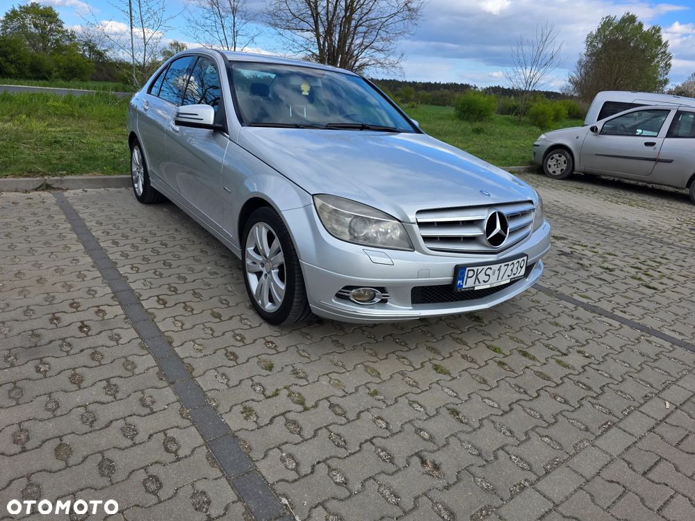Mercedes-Benz Klasa C 180 K BlueEff Avantgarde - 8