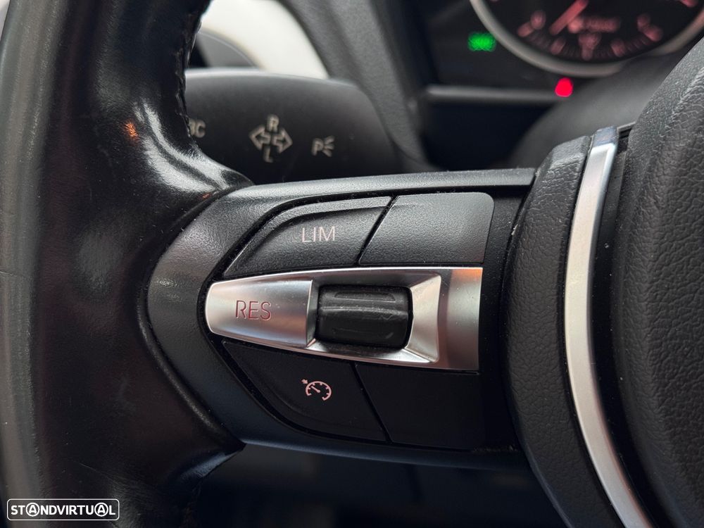 BMW 116 d Pack M Auto - 12