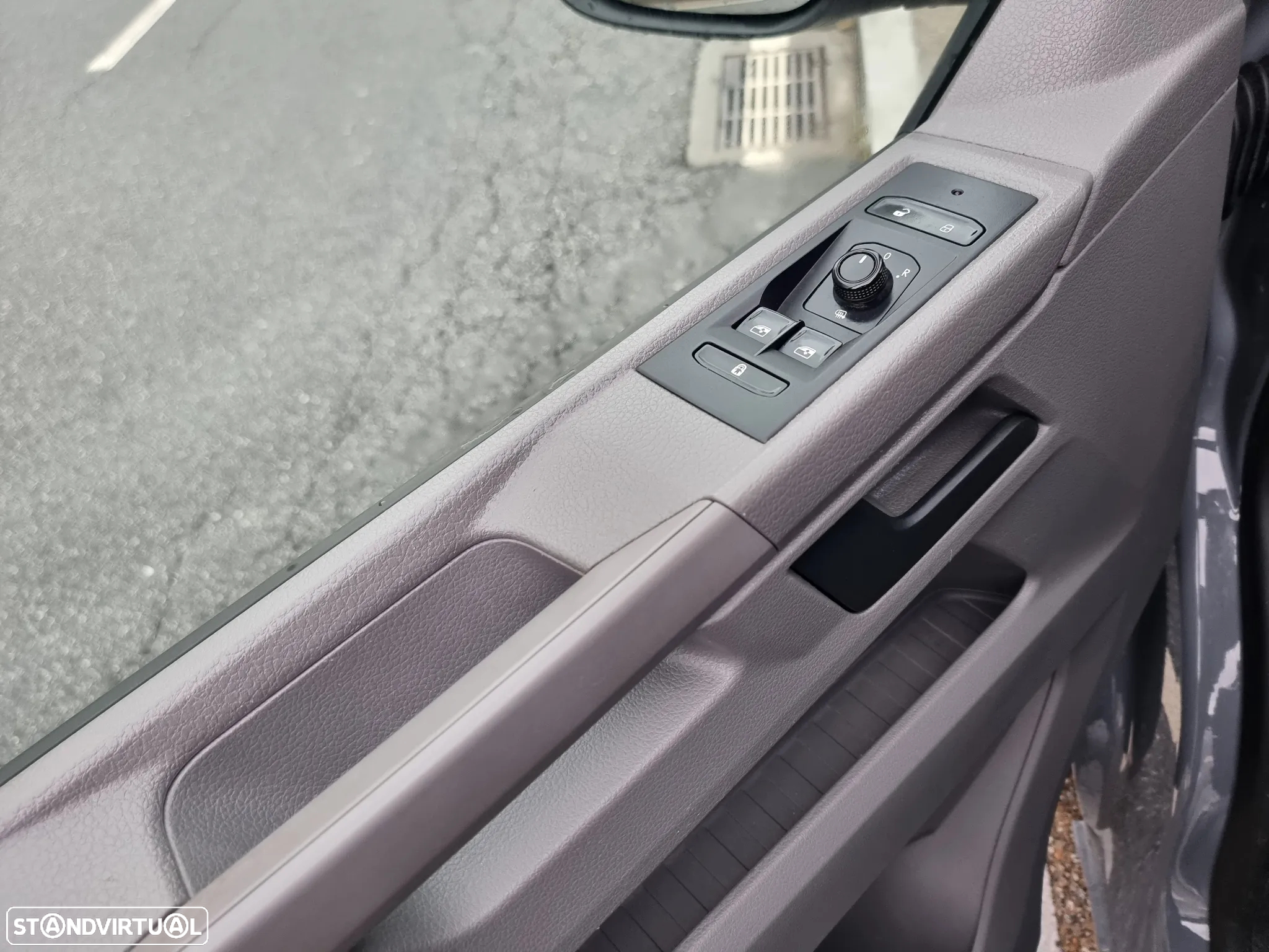 VW Transporter 2.0 TDI Extra AC - 10