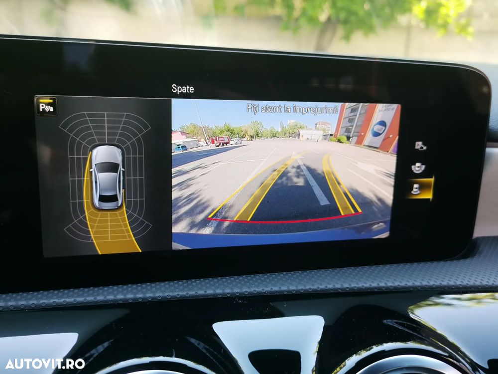 Mercedes-Benz A 180 7G-DCT AMG Line Advanced Plus - 8