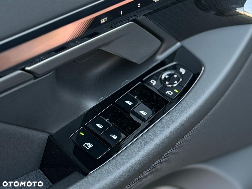 BMW Seria 5 - 16