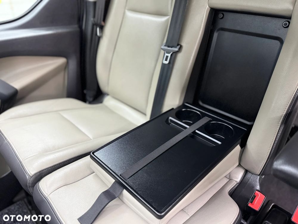 Ford Tourneo Custom 310 L2H1 VA Titanium - 34