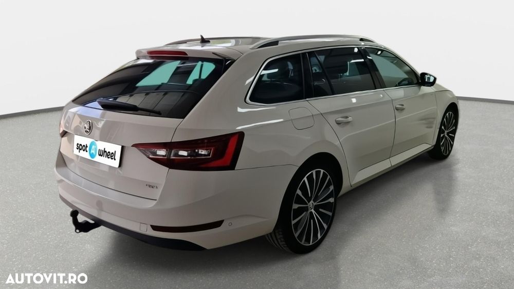 Skoda Superb 2.0 TDI 4X4 DSG Laurin & Klement - 7