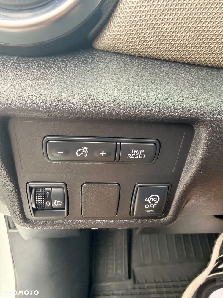 Nissan Micra 0.9 IG-T Visia Plus - 17