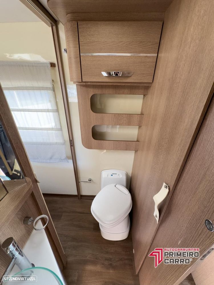 McLouis MC4 Cama central e basculante - 7