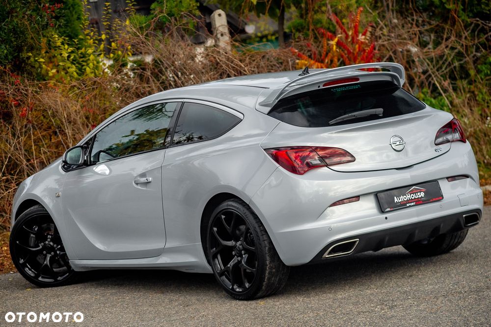 Opel Astra OPC Start/Stop - 10