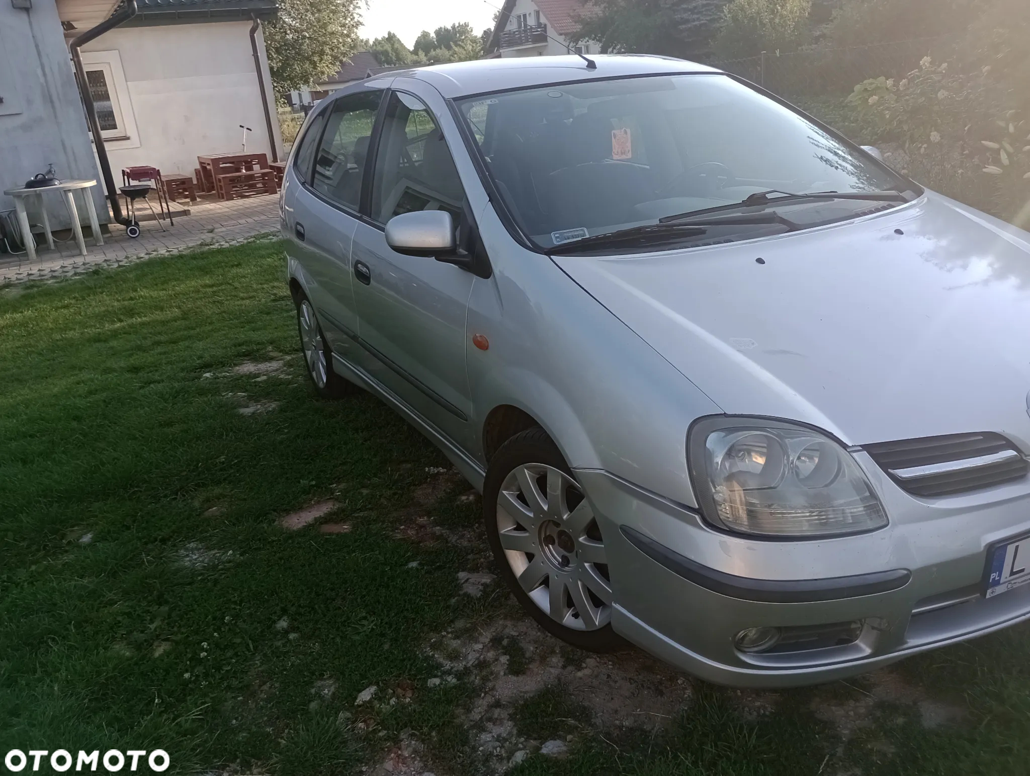 Nissan Almera Tino 2.2 DI - 14