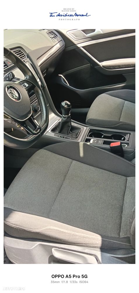 Volkswagen Golf 1.6 TDI BlueMotion Technology Comfortline - 10